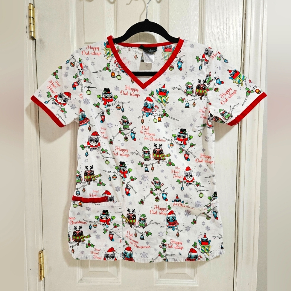Cherokee Christmas Scrub Top